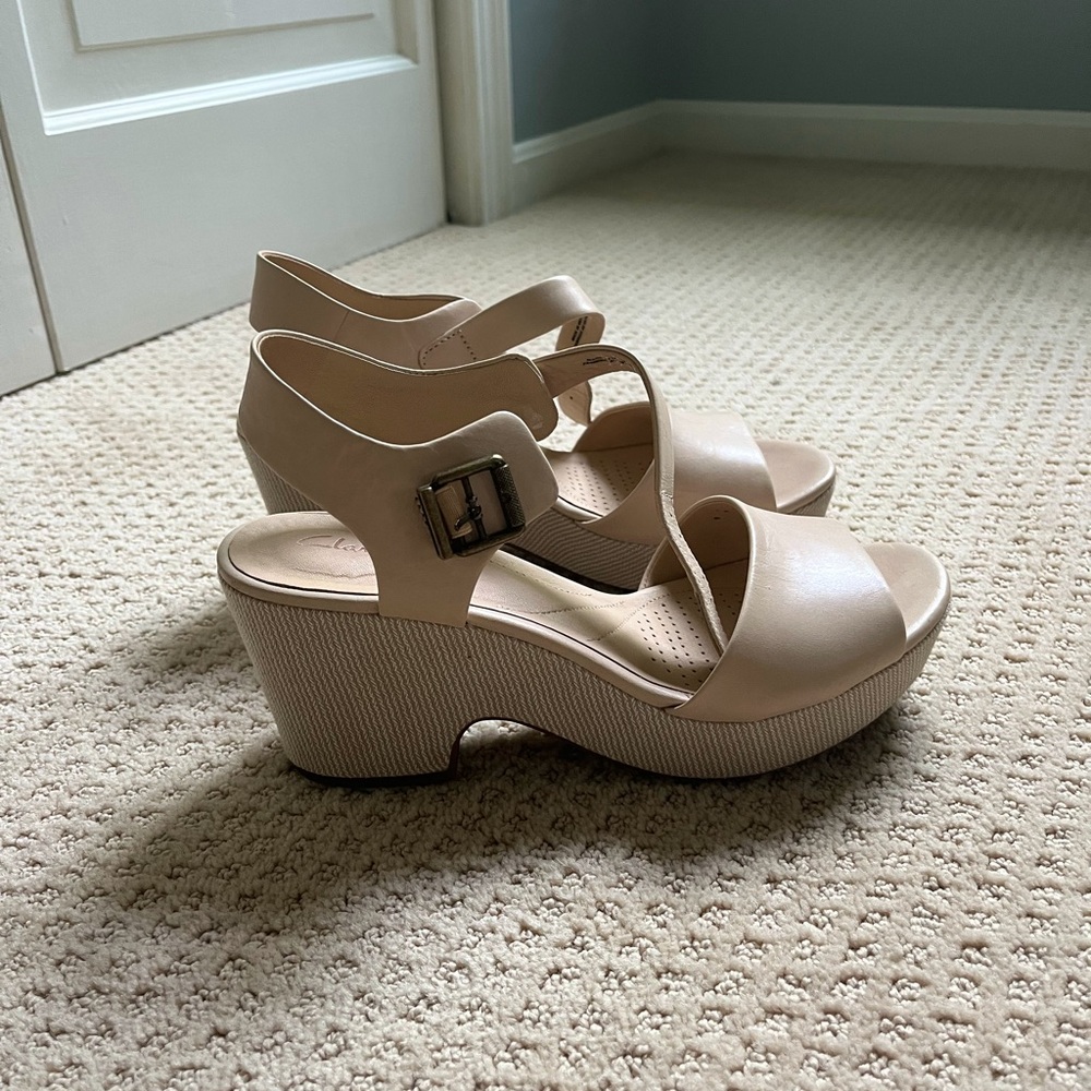 Clark’s Nude Heels